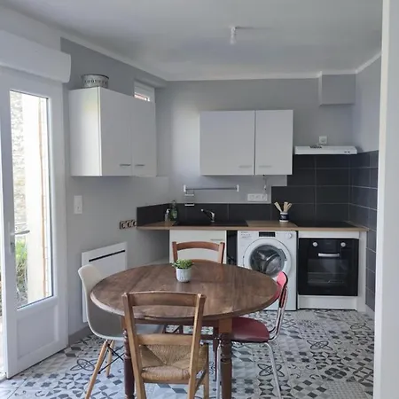 Les Plantades Aveyronnaises Apartment *